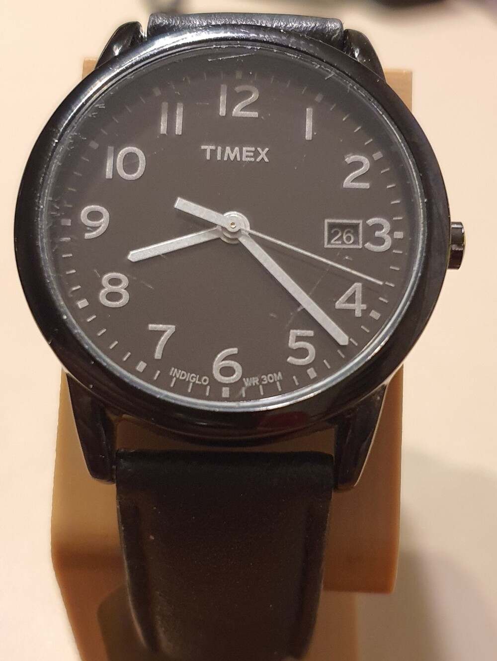 10/$20 Timex Indiglo Bkack Leather Men's Watch w/Date